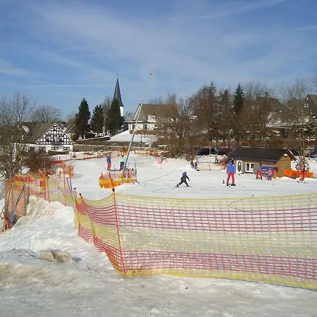 Am Skihang Altastenberg 1 Km Zum Skikarusell דירה ווינטרברג